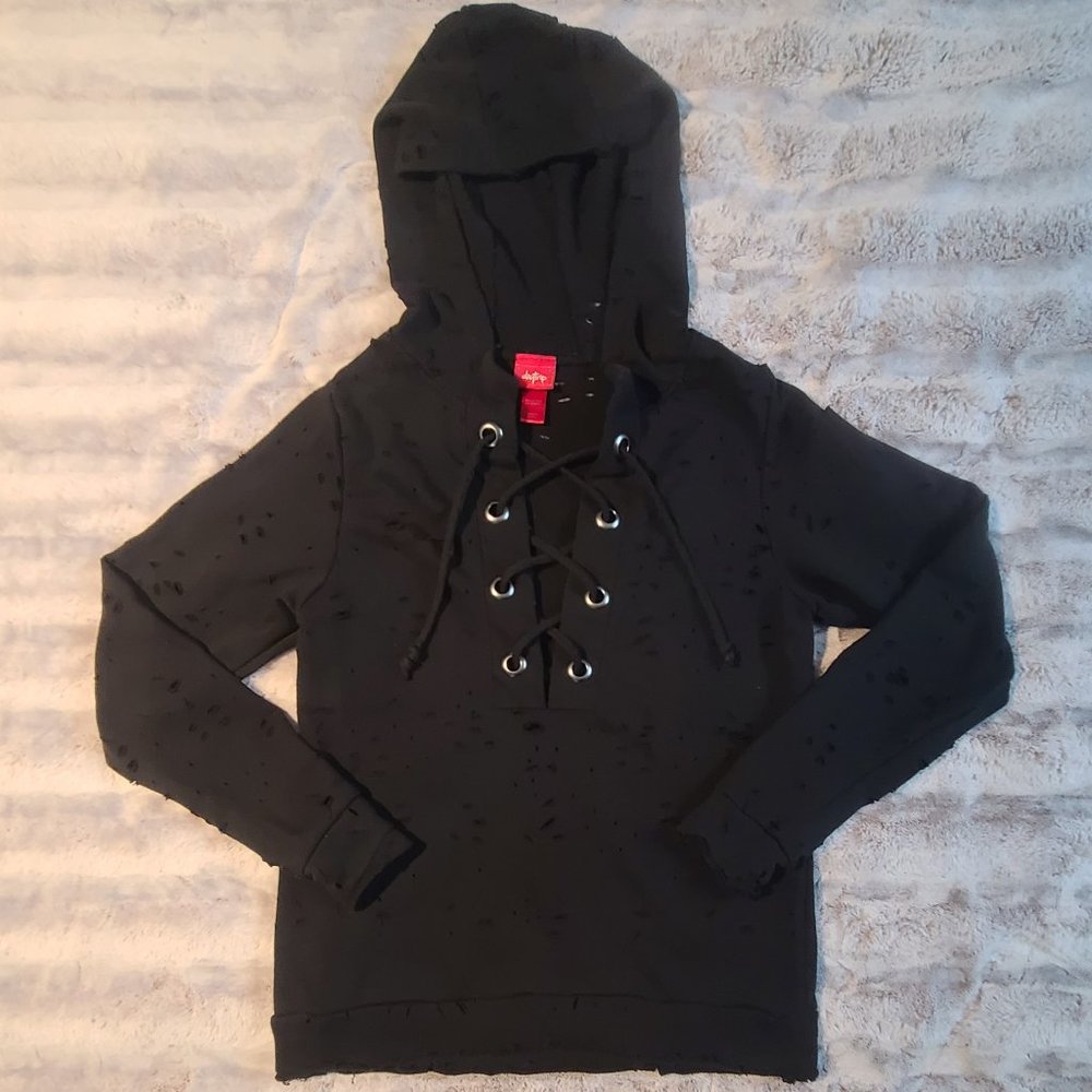 Daytrip distressed hoodie size small